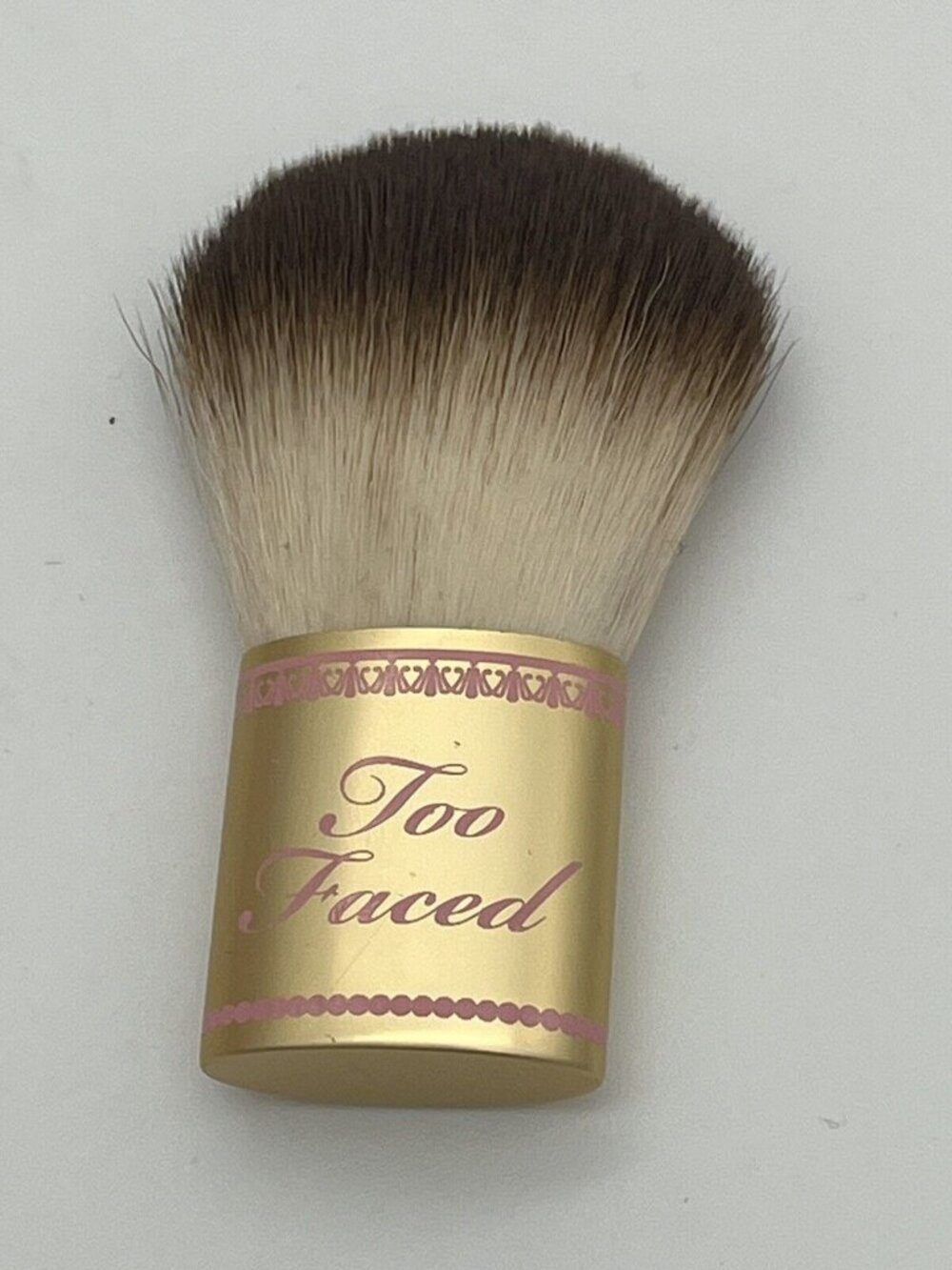 Too Faced Flatbuki Makeup Brush